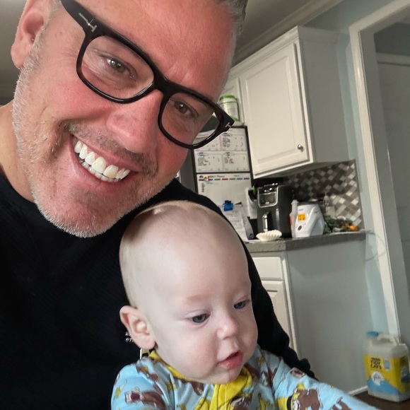 Meet your Posher, Jay - Picture 2 of 2